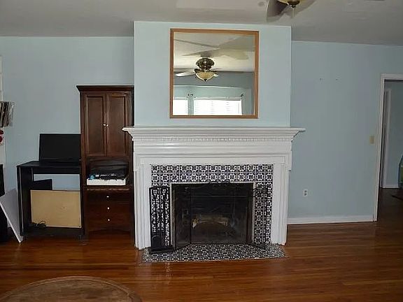 4th image of 906 Buena Vista Dr