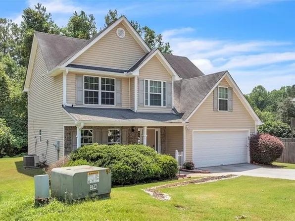 4439 Flat Stone Dr, Snellville, GA 30039