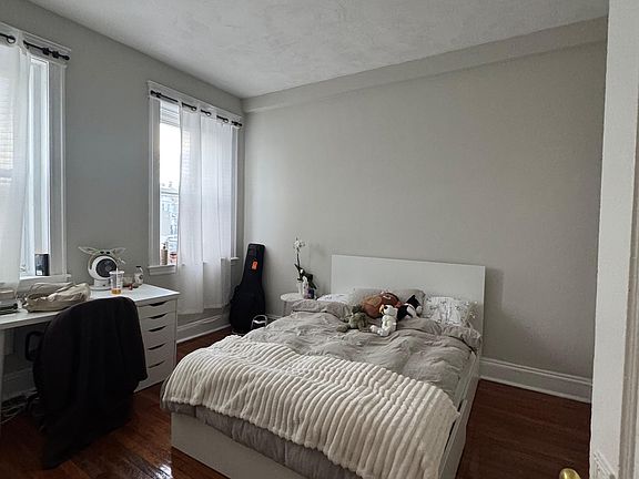 3rd image of 1197 Commonwealth Ave APT 2
