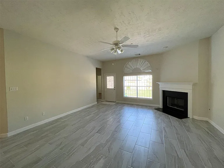 5934 Heathmoor Ln — Photo 9
