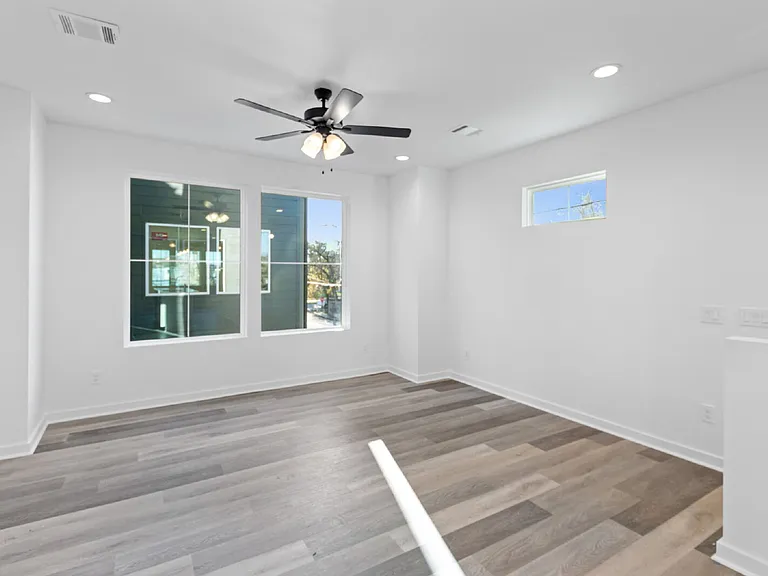 3703 Nagle St #A — Photo 12