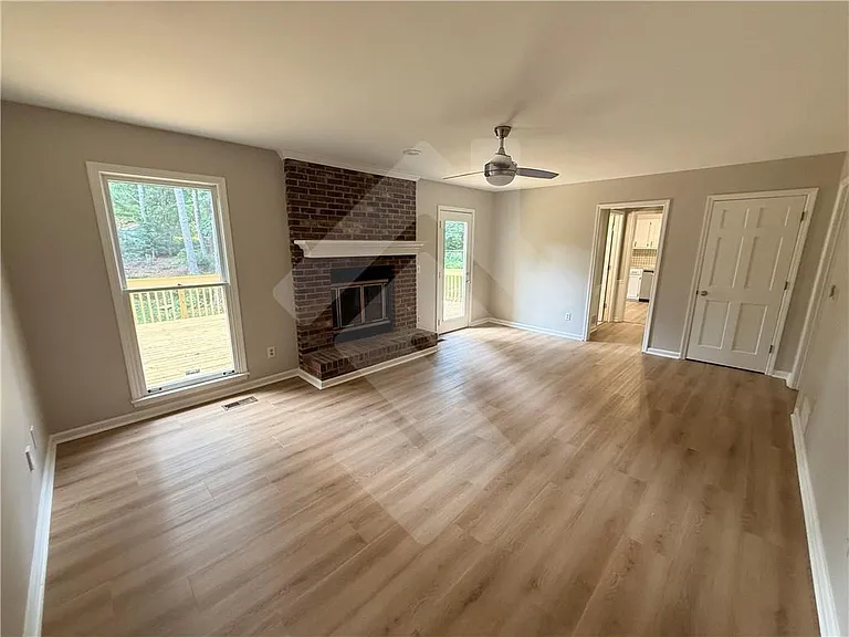 2890 Brookcliff Ln — Photo 15