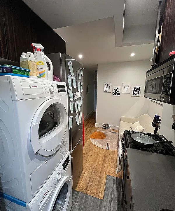 1st image of 166 Elizabeth St APT 4C