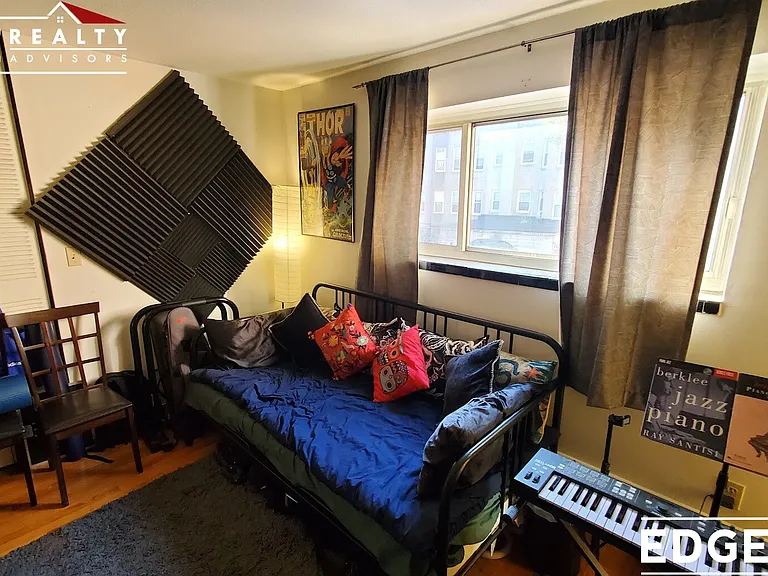 245 Kelton St #24 — Photo 6