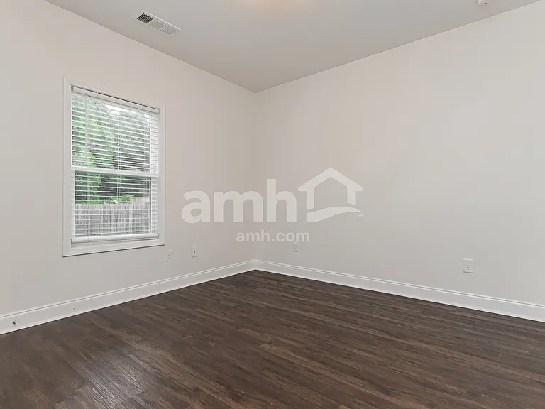 121 Coulter Woods Dr — Photo 19