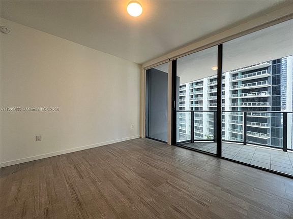 2nd image of 1000 Brickell Plz #35