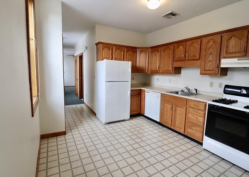 1st image of 31 South Ave #2