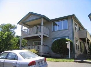 927 Otis St, Bellingham, WA 98225
