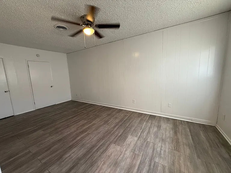 2307 Lake Louise Dr — Photo 8