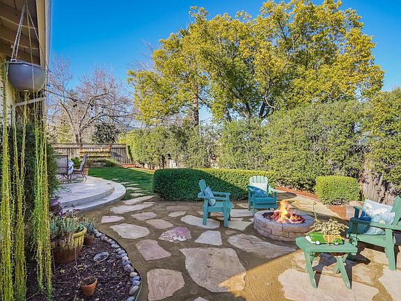 5th image of 6911 Azalea Dr