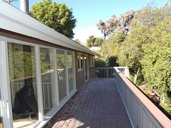 4th image of 5663 Del Cerro Ave