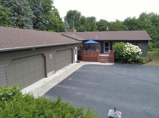 11571 E Casperson Rd, Northport, MI 49670