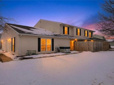 6853 Colonial Dr APT A, Mentor, OH, 44060