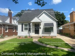 1117 Veto St NW, Grand Rapids, MI 49504