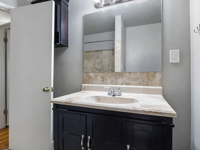 1408 Binford St #1 — Photo 26