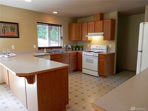 3rd image of 3030 NW Alexandria Ct