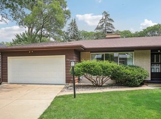 2301 Brentwood Pkwy, Madison, WI 53704