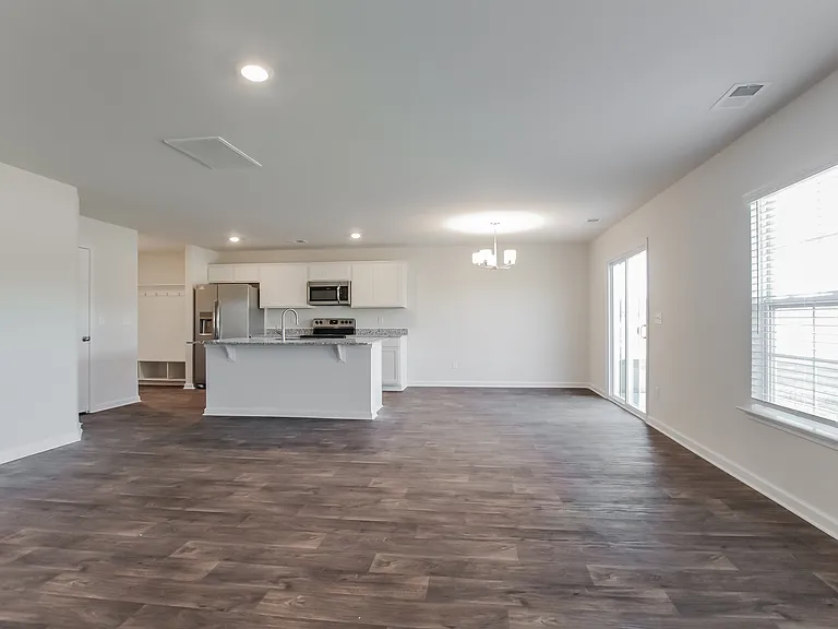 135 King Buck Dr — Photo 3