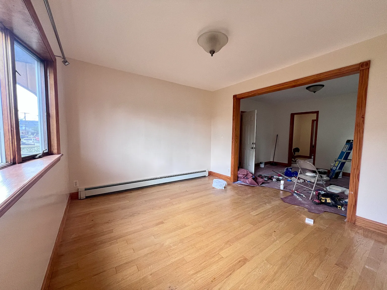 2 bed, 800 sqft, $2,700 — Photo 1