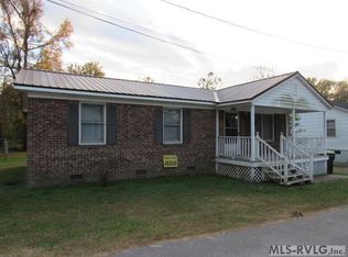 305 New St, Severn, NC 27877