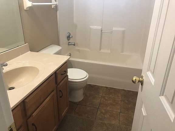 4th image of 5540 Brook Shade Ln