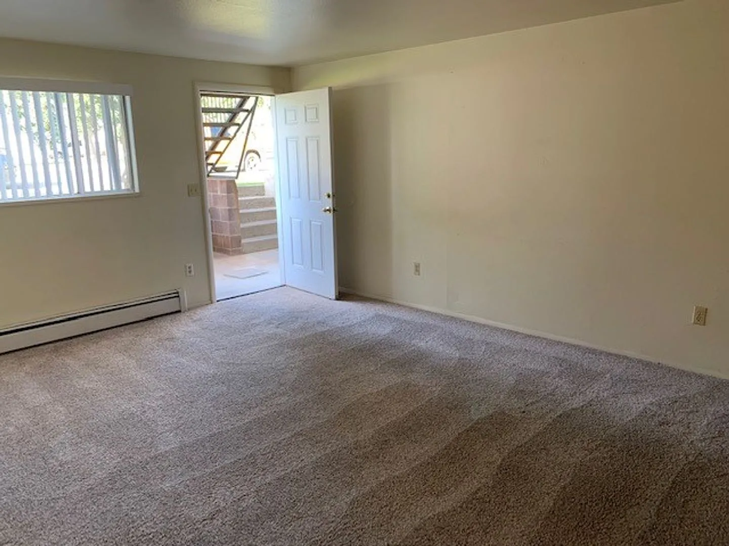 2857 Elm Circle — Photo 4