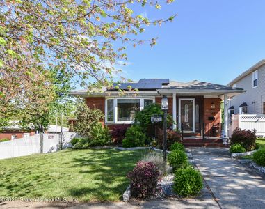 183 Benedict Ave, Staten Island, NY, 10314