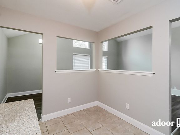 4th image of 713 Glenhaven Dr