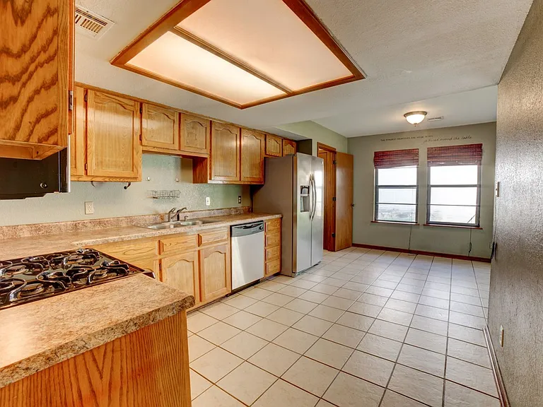 2505 E Princeton St — Photo 12