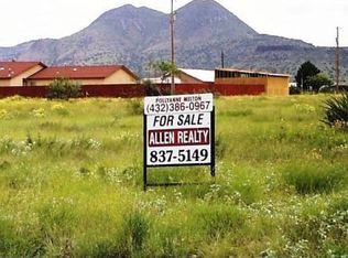 2109 Brunson St, Alpine, TX 79830