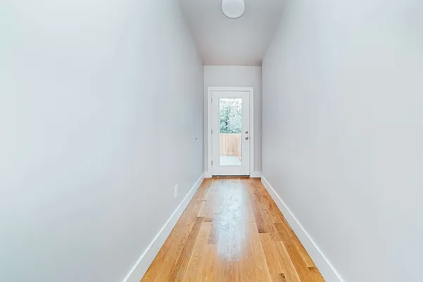 Rented by Nooklyn NYC LLC | media 10