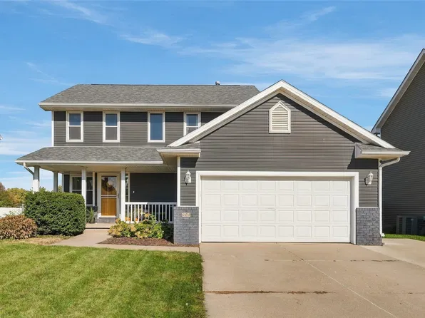 909 10th St SE, Altoona, IA 50009