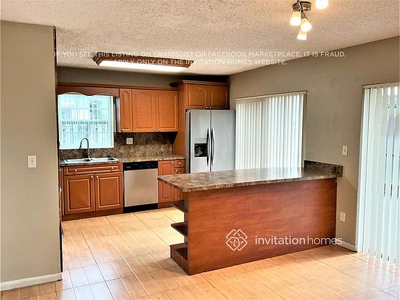 5th image of 11721 SW 122nd Ave