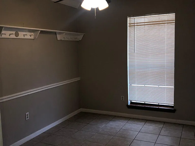 101 Hickory Hill Dr — Photo 6