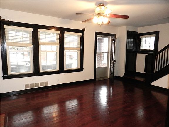 4th image of 1444 Milan Ave