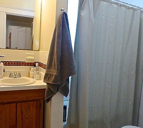 4th image of 174 Winthrop Rd APT 5