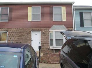 407 Strathaven Ct, Newark, DE 19702