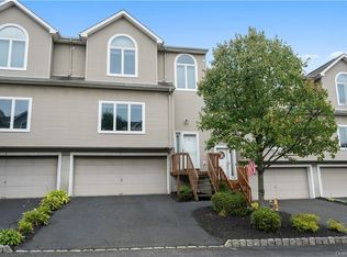 11 Leif Blvd, Congers, NY 10920