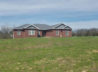 10305 County Road 369, New Bloomfield, MO 65063