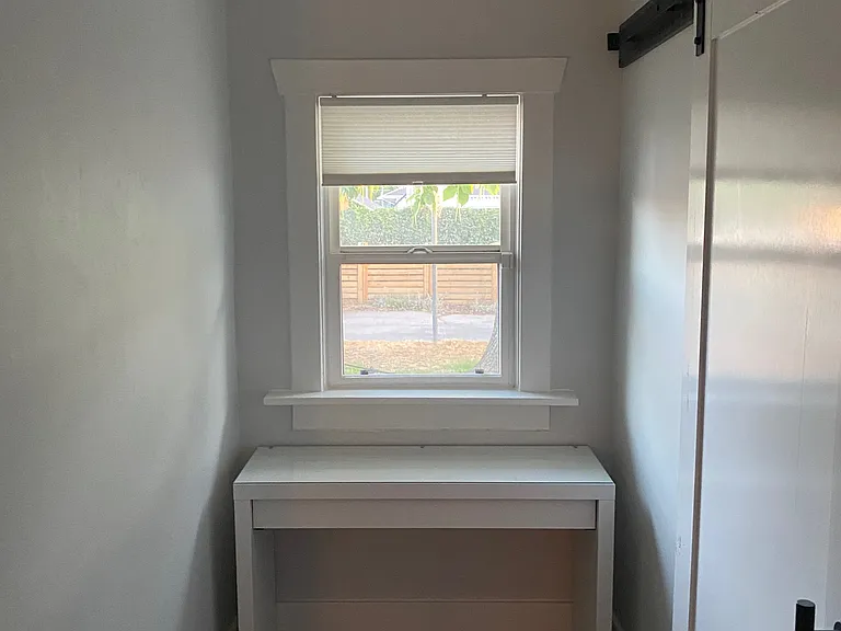 246 E Hampton Ave — Photo 9