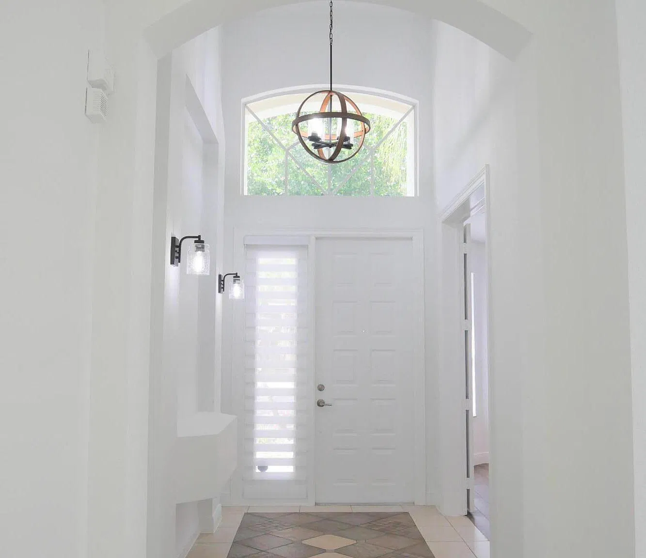 4 bed, 3.5 bath, 2778 sqft, $6,950 — Photo 3