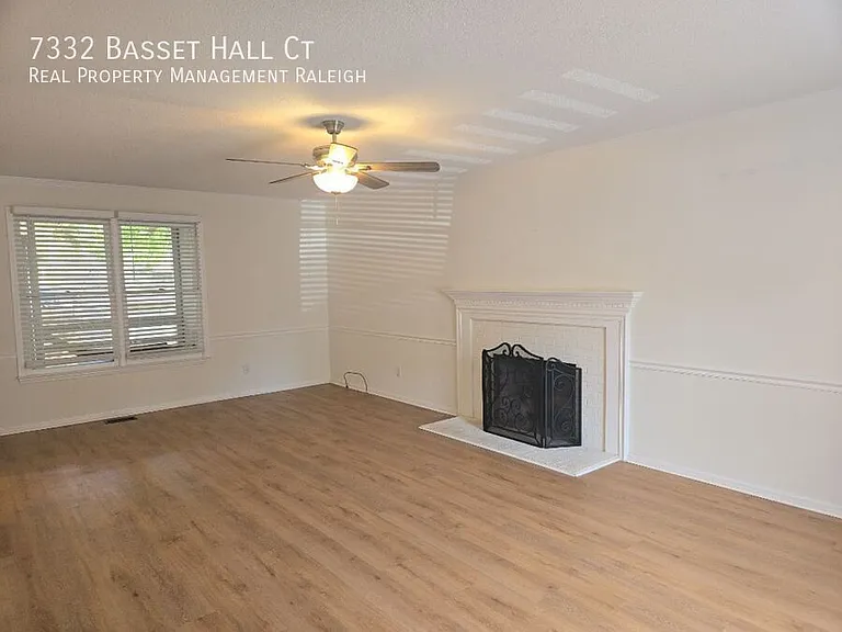 7332 Bassett Hall Ct — Photo 5