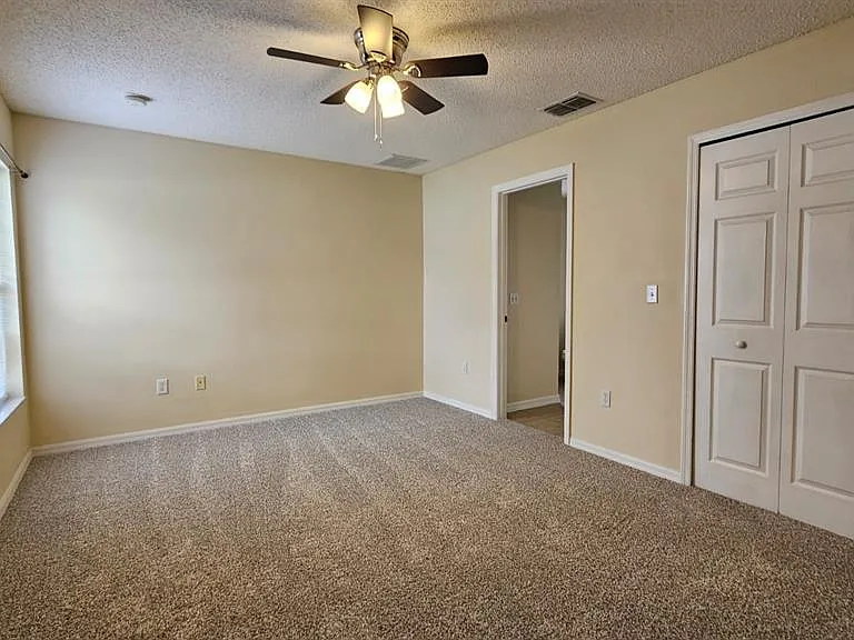 10368 Lansfield St — Photo 16