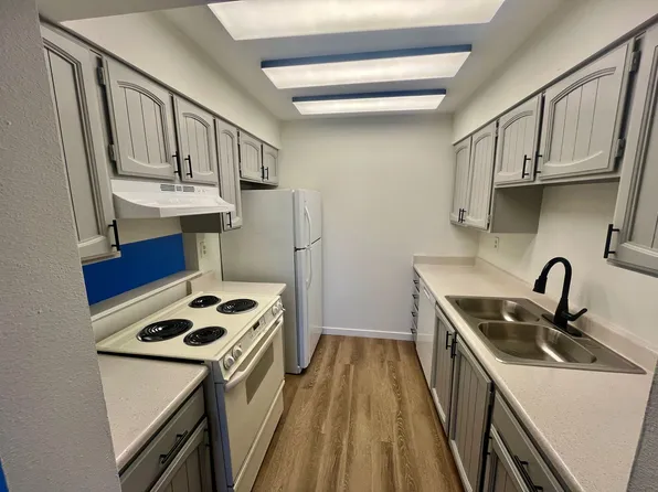 14436 E 1st Dr APT B9, Aurora, CO 80011