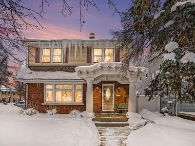 923 Myrtle St NW, Grand Rapids, MI, 49504