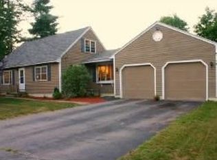 2 Spruce St, Merrimack, NH 03054