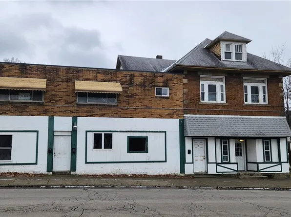 631 S Oakland Ave, Sharon, PA 16146