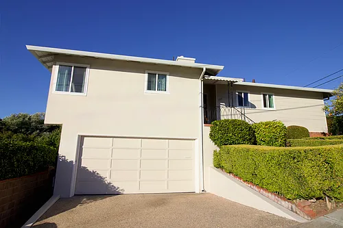 209 Malcolm Ave Photo 1