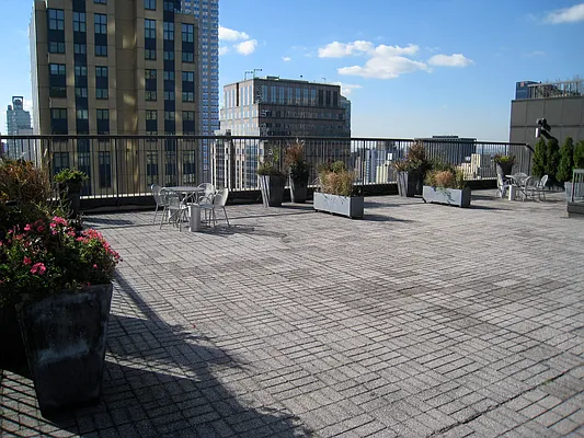 Rented by RSNY Realty | media 16