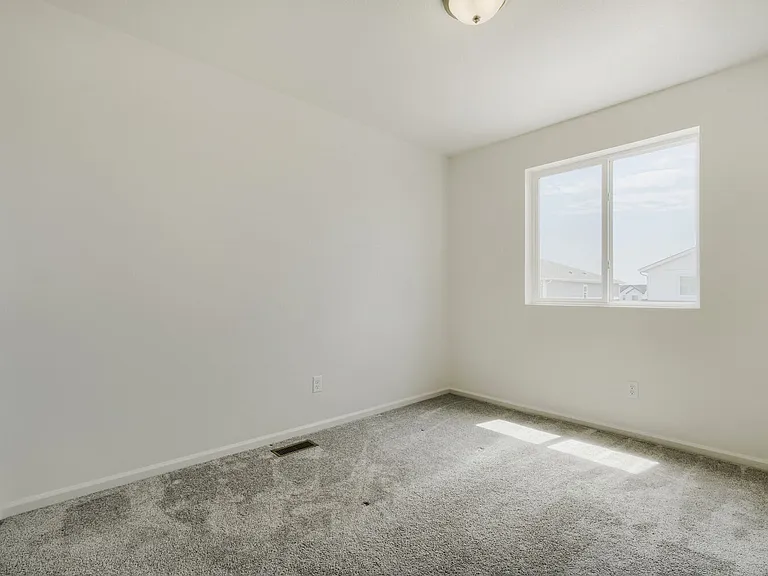 5825 Uptop Point — Photo 13